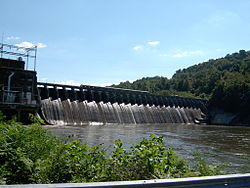 Lake Lynn Dam.jpg