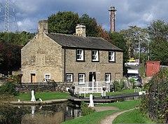 Bradley - canal cottage at Lock 1.jpg